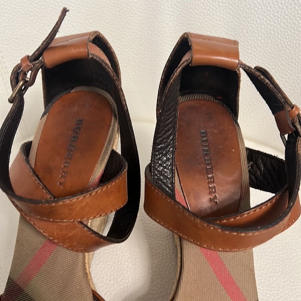 Burberry canvas wedges espadrilles - Picture 4 of 9